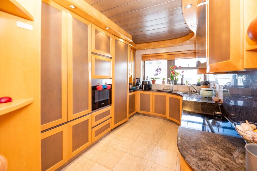 To Let 2 Bedroom Property for Rent in Three Anchor Bay Western Cape